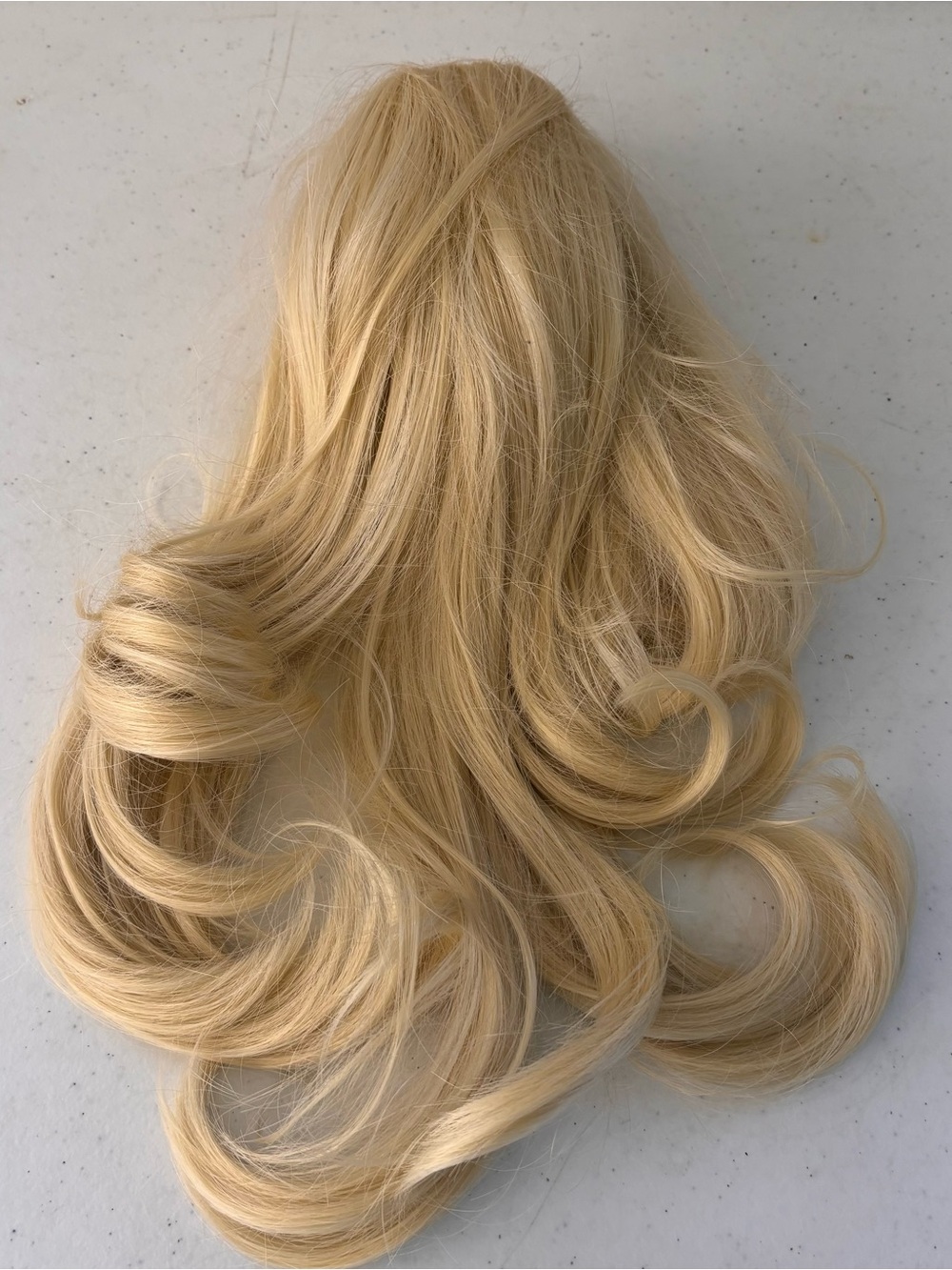 Blonde Wavy Clip-In Hair Extension - Soft Natural Blonde